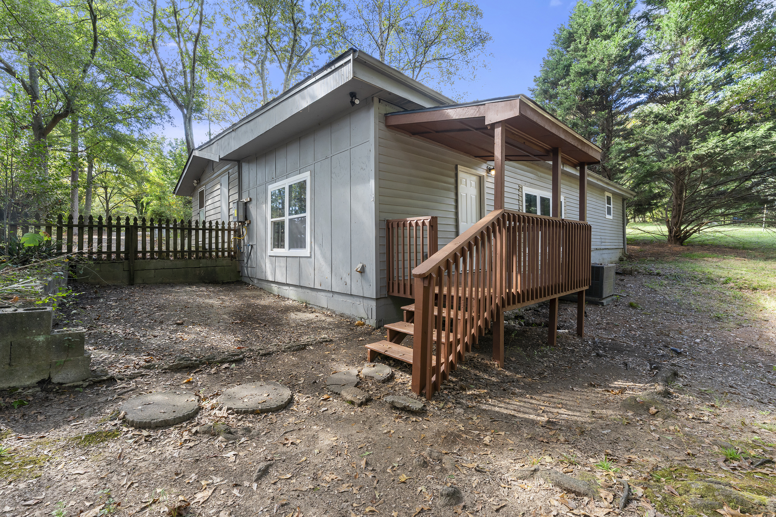 3745 Feldwood Place, Unit 5